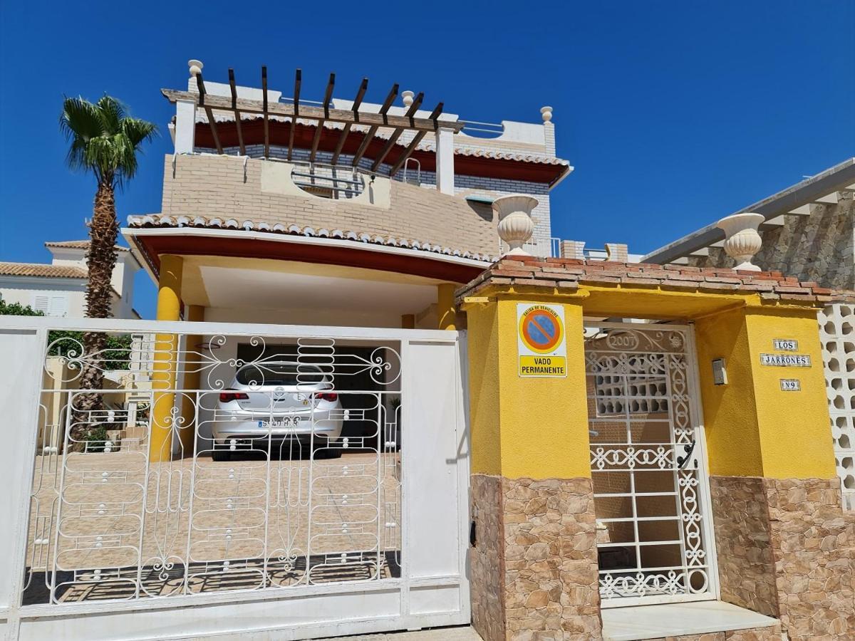 Chalet Los Jarrones Torre Del Mar Exterior photo